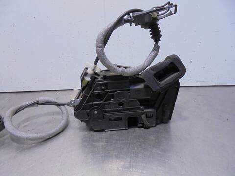 Foto 2ª: Cerradura Puerta Delantera Derecha Volkswagen Polo ADVANCE 75CV 55KW [CAY] (2010)