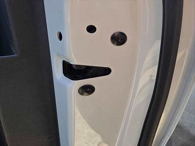 Cerradura Puerta Trasera Derecha Volkswagen Touran EDITION BMT 116CV 85KW