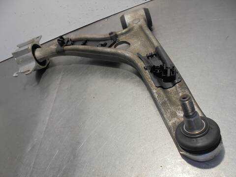 Foto 2ª: Brazo Suspension Delantero Izquierdo Mercedes Clase C 160 CLA 220 CDI 117.303) 177CV 130KW [651930] (2015)