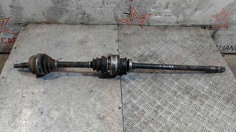 Foto 1ª: Transmision Delantera Derecha Mercedes Vito 110 D EURO 2 638.174) 98CV 72KW [601970] (1998)