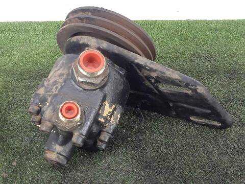 Foto 2ª: Bomba de Direccion Pegaso Pegaso 10.0 D 228CV 170KW TRUCK) 3046/10 4X4 PC [9100/42] (1996)