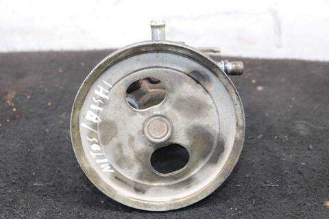 Bomba de Direccion Mitsubishi Montero 2500 TD GLS 4-PTAS.) 99CV 73KW