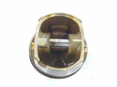 Foto 3ª: Pistones Volkswagen Golf GTI [AXX] (2003)