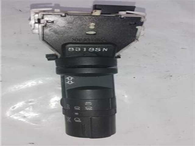Foto 4ª: Mando Multifuncion Nissan Qashqai 1.5 ACENTA [1 5 LTR. - 78 KW DCI TD CAT] 106CV