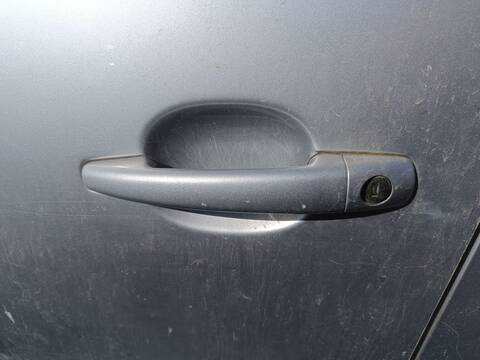 Maneta Exterior Delantera Izquierda Peugeot 5008 ACCESS 120CV 88KW