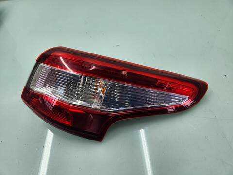 Foto 1ª: Piloto Trasero Derecho Nissan Qashqai TEKNA 110CV 81KW [K9K646] (2015)