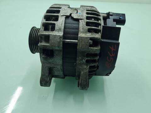 Foto 1ª: Alternador Mercedes Clase C 160 CLA 200 CDI 117.308) 136CV 100KW [651930] (2015)