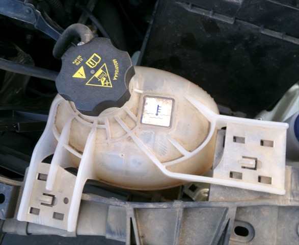 Foto 1ª: Deposito Expansion Fiat Tipo 1.4 G 2016-2020 [843A1000] (2017)