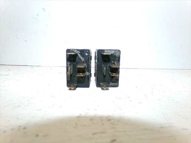 Foto 4ª: Botonera Elevalunas Audi A4 1.9 TDI 1994-2000 [AFN] (1997)