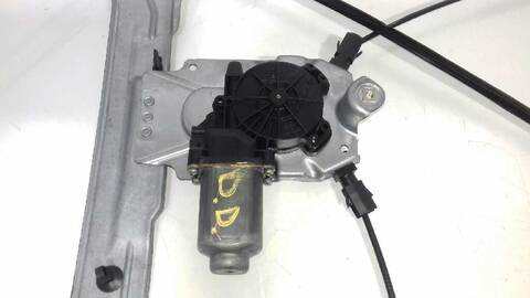 Foto 2ª: Elevalunas Eléctrico Delantero Derecho Renault Clio CONFORT DYNAMIQUE 106CV 78KW [K9K764] (2005)