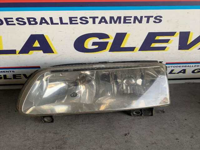 Faro Izquierdo Volkswagen Polo 1.0 8V