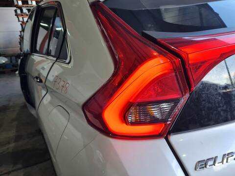 Foto 4ª: Piloto Trasero Izquierdo Mitsubishi Eclipse KAITEKI 4WD 163CV 120KW [4B40] (2021)