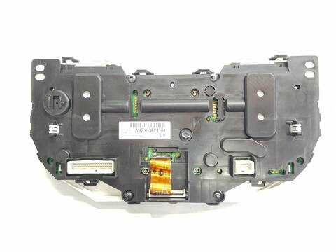 Foto 3ª: Cuadro de Instrumentos Nissan Qashqai ACENTA (2013)