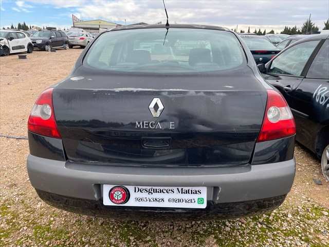 Foto 3ª: Maletero Renault Megane 1.9 DCI 120cv [F9QB8] (2005)