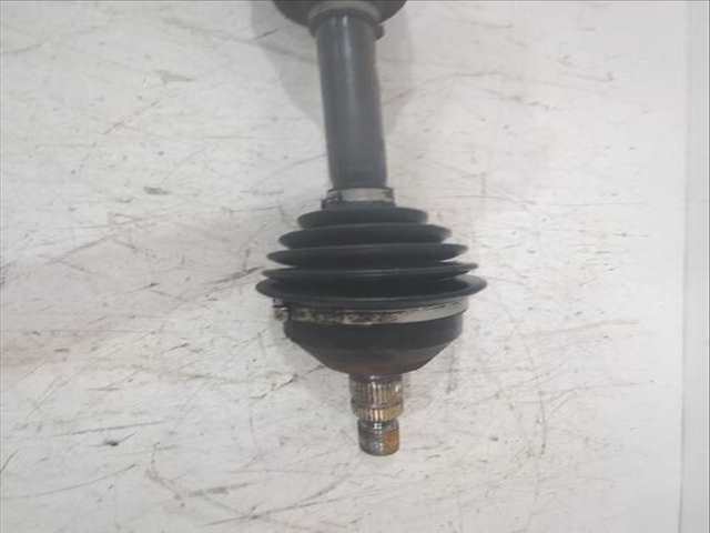 Foto 3ª: Transmision Delantera Izquierda Opel Astra 1.7 CDTI L48) 100CV [Z 17 DTH] (2004)