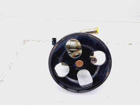 Foto 1ª: Bomba de Direccion Mitsubishi Montero 1.8 CAT 114CV 84KW [4G93] (2005)