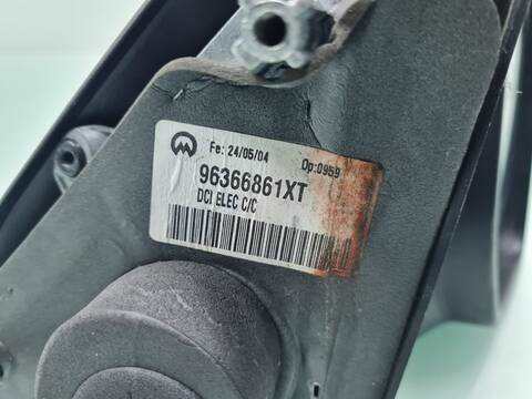 Foto 4ª: Retrovisor Derecho Citroen Berlingo 2.0 HDI 600 FURG. 90CV 66KW [RHY] (2004)