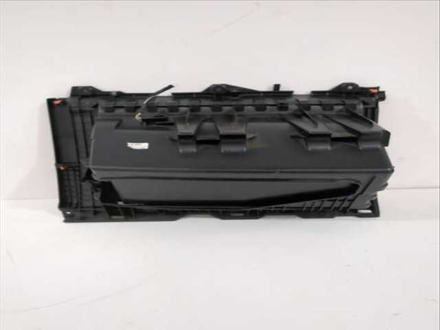 Foto 3ª: Guantera Toyota Corolla 1.8 HYBRID ZWE211) 122CV 90KW [2ZR-FXE] (2020)