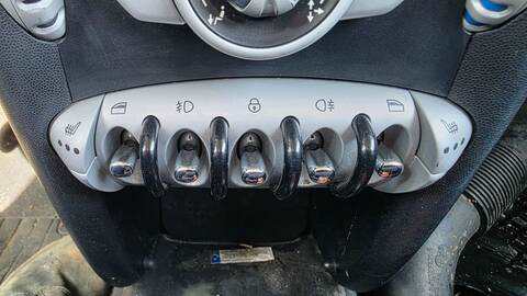 Botonera Elevalunas Mini Mini COOPER D 109CV 80KW