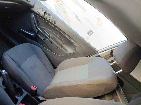 Asiento Delantero Derecho Ford Fiesta UGJC
