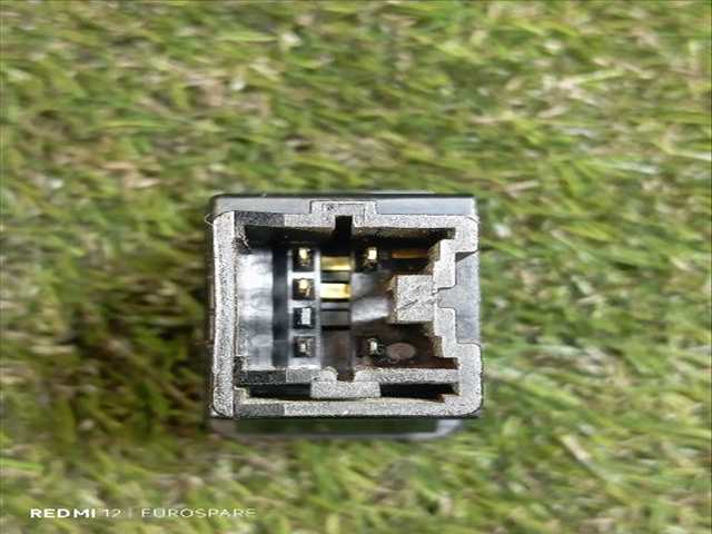 Foto 4ª: Mando Luces Mitsubishi Montero 2.5 TD V20 GLS TECHOMETAL [4D56T] (1993)