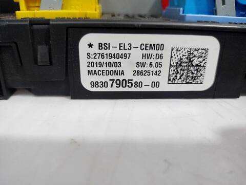 Foto 2ª: Caja Reles Fusibles Peugeot 308 ACTIVE 110CV [HNZ / HNP] (2013)