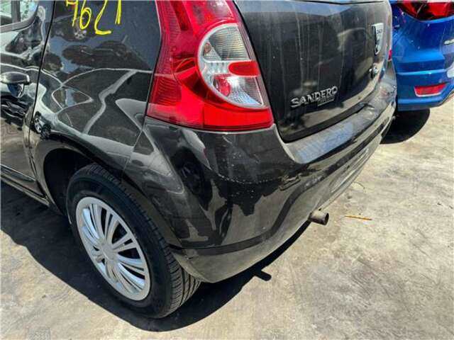 Foto 3ª: Paragolpes Trasero Dacia Sandero 1.5 AMBIANCE [1.5 LTR. - 50 KW DCI DIESEL CAT] [K9K K7]