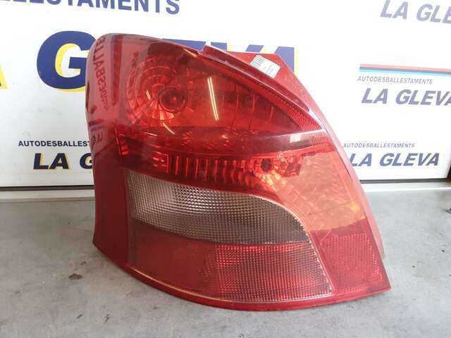 Foto 1ª: Piloto Trasero Izquierdo Toyota Yaris 1.4 D4D 90CV [1ND-TV] (2007)