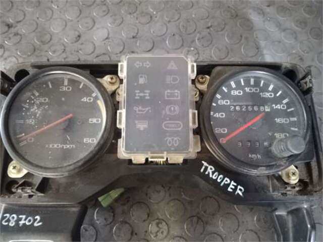 Foto 2ª: Cuadro de Instrumentos Isuzu Trooper 2.6 UBS 17 MAGIC II [2.6 LTR. - 85 KW]