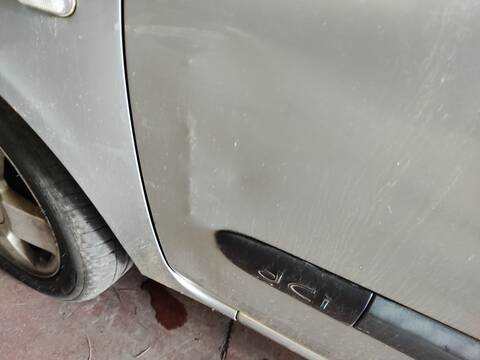 Foto 2ª: Puerta Delantera Izquierda Renault Clio K9K702 (2003)