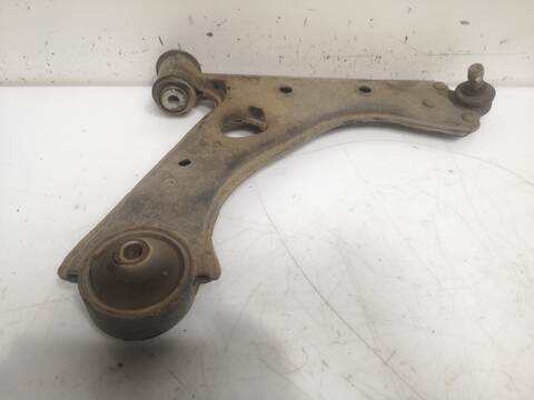 Foto 1ª: Brazo Suspension Delantero Derecho Opel Corsa A14XER (2011)