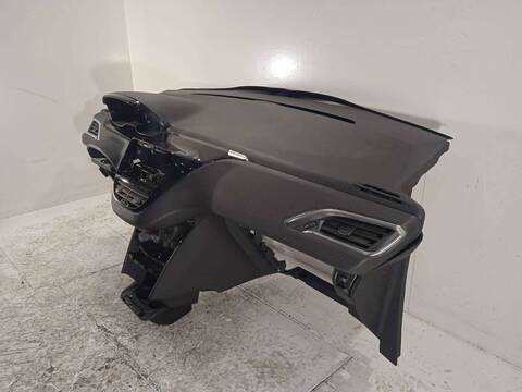 Foto 3ª: Salpicadero Peugeot 2008 1.6 BLUE-HDI FAP 99CV 73KW [BH02] (2021)