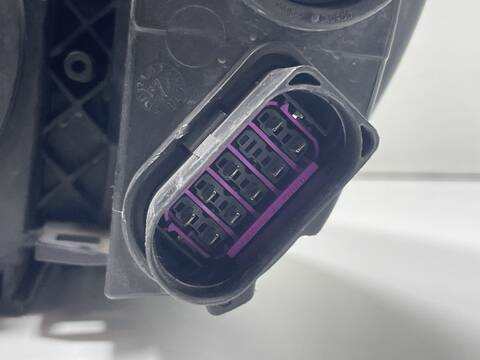 Foto 3ª: Faro Derecho Skoda Octavia BMM (2016)