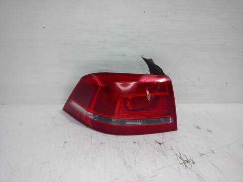 Piloto Trasero Izquierdo Volkswagen Passat ADVANCE BLUEMOTION 105CV 77KW