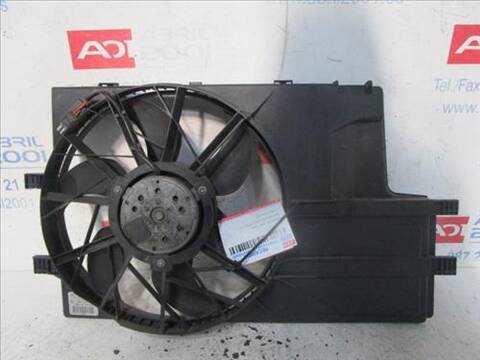 Foto 1ª: Electroventilador Mercedes Clase A 140 1.4 140 168.031) 82CV 60KW [M 166.940] (2002)