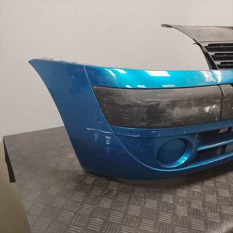 Foto 3ª: Paragolpes Delantero Renault Clio 0.1 (2004)