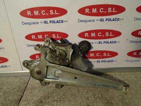 Foto 3ª: Elevalunas Manual Trasero Derecho Toyota Rav4 2.2 TD CAT 136CV 100KW [2AD] (2007)
