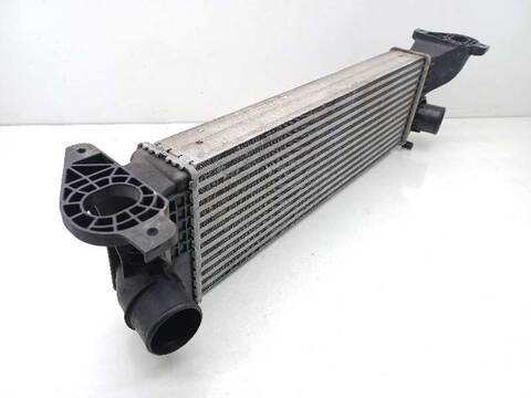 Foto 1ª: Intercooler Iveco Daily FG 33 S ... V BATALLA 3520 116CV 85KW FURGON (2016)
