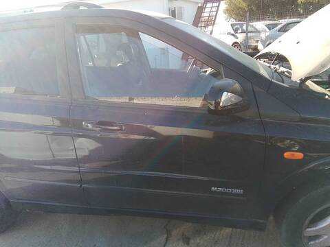 Foto 2ª: Puerta Delantera Derecha Ssangyong Kyron 2.0 141CV 104KW [D20DT] (2006)