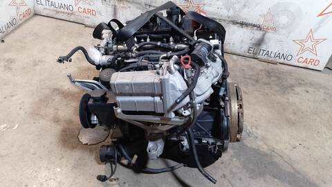 Foto 1ª: Motor Completo Mercedes Clase C 160 C 220 CDI 204.008) BERLINA 170CV 125KW [OM646811] (2008)