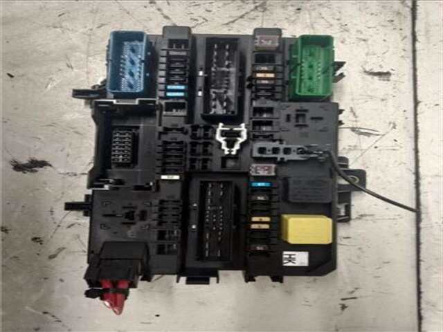 Foto 2ª: Caja Reles Fusibles Opel Astra 1.7 16V CDTI (101 CV) [Z17DTH]