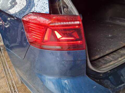 Foto 3ª: Piloto Trasero Izquierdo Volkswagen Passat R-LINE 150CV 110KW [DSRB] (2020)