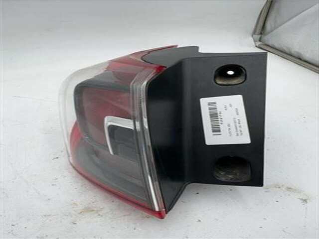 Foto 2ª: Piloto Trasero Izquierdo Opel Crossland 1.2 INNOVATION [1.2 LTR. - 96 KW] [F 12 XHT / LEG]