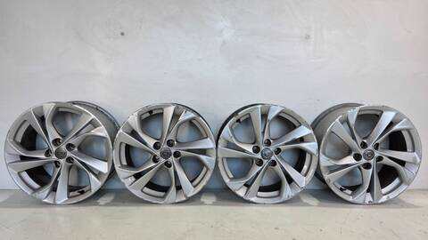 Juego LLantas Opel Astra DYNAMIC 110CV 81KW