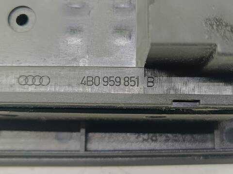 Foto 3ª: Botonera Elevalunas Audi A6 2.5 TDI BERLINA 180CV 132KW [BAU] (2003)