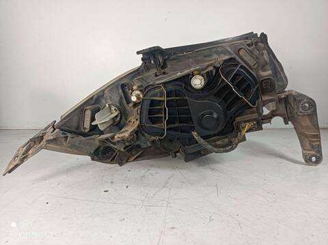 Foto 2ª: Faro Izquierdo Bmw Serie 1 120 2.0 D 177CV 130KW (2007)