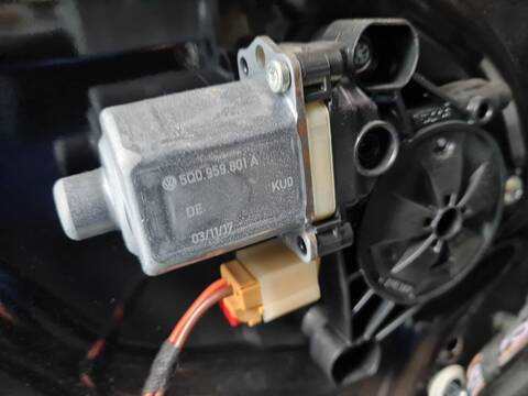 Elevalunas Manual Trasero Izquierdo Skoda Superb AMBITION 150CV 110KW