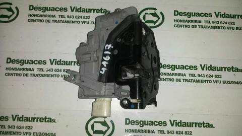 Cerradura Puerta Trasera Derecha Volkswagen Passat 2.0 TDI 140CV 103KW