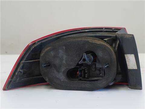 Foto 2ª: Piloto Trasero Derecho Renault Laguna 2.0 CONFORT AUTHENTIQUE 135CV 99KW [G/F4R 67] (2006)