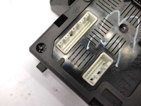 Foto 3ª: Centralita Motor ECU Renault Clio 1.5 DCI BR17 CR17) 86CV 63KW [K9K752] (2006)